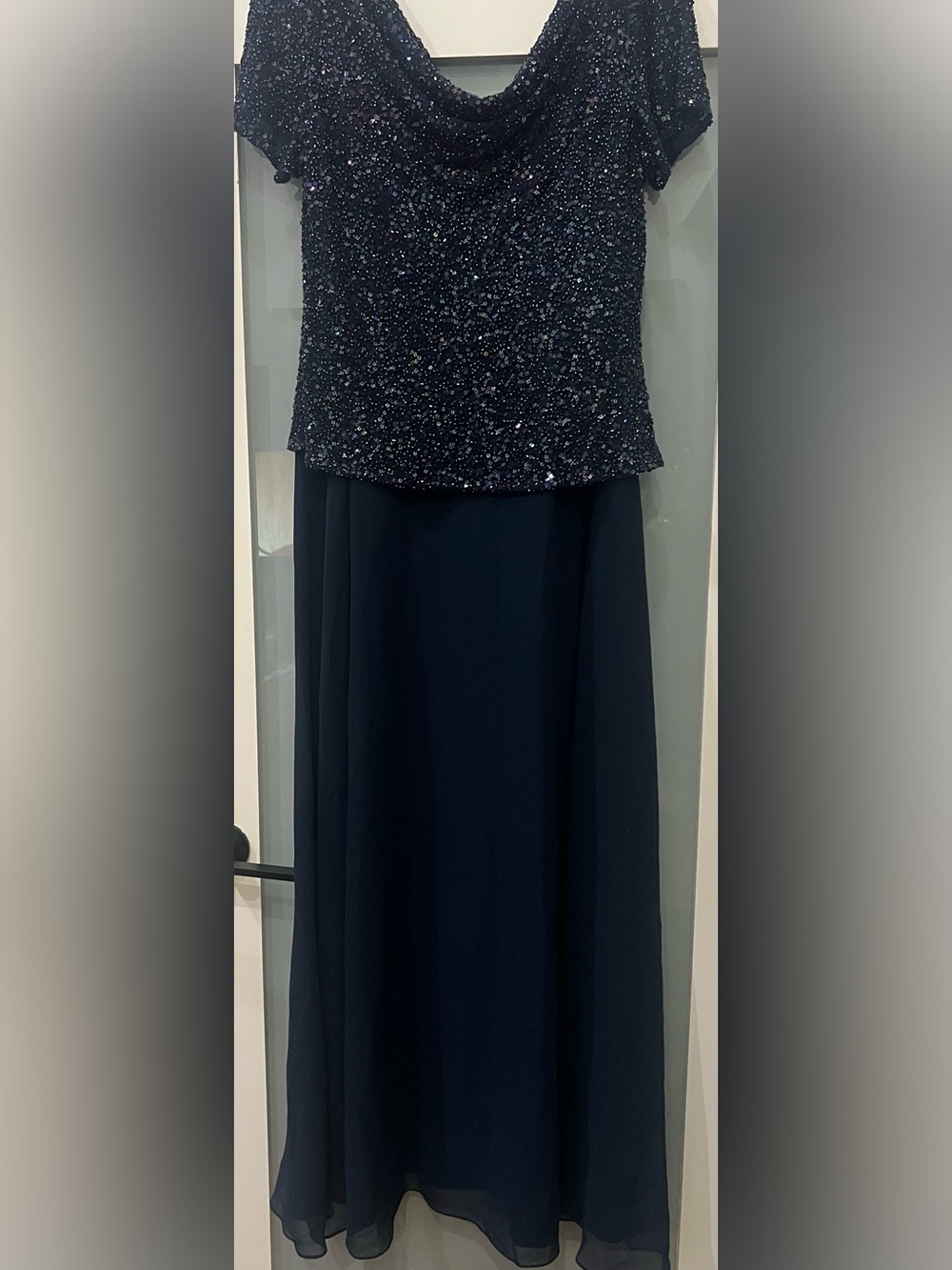 JKARA Navy/Black Beaded Embroidered Mesh Floral Maxi Dress Scoop Neck Formal 16